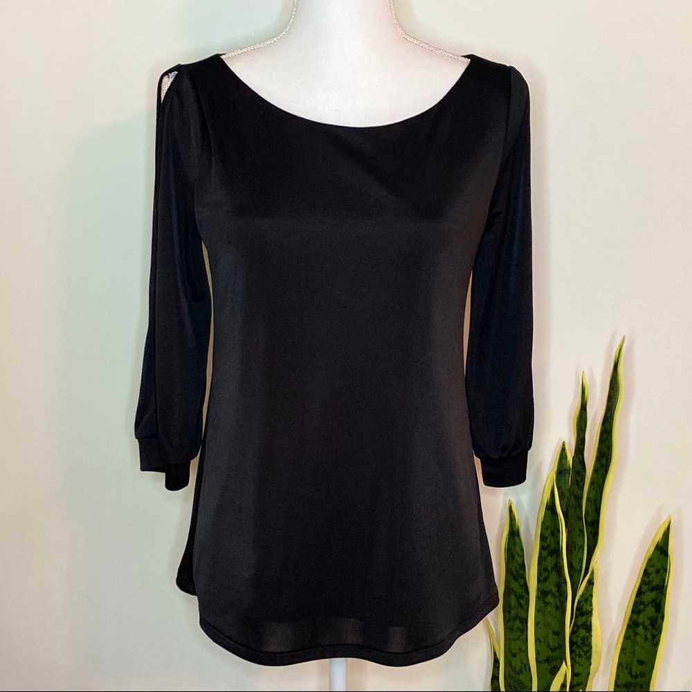 White House Black Market 3/4 Sleeve Top-XS